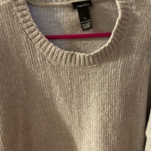 cute gray rue21 sweater